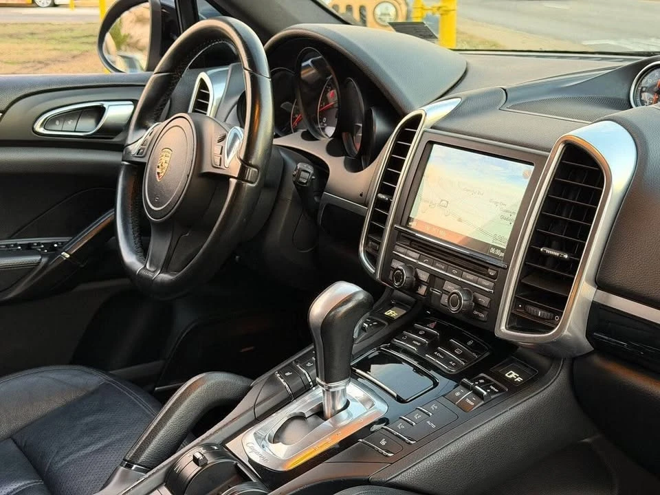 2013 Porsche 958 Cayenne - Image 19 of 20