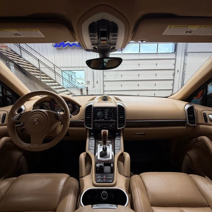 2013 Porsche 958 Cayenne - Image 10 of 25