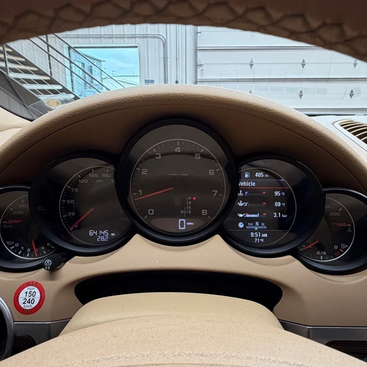 2013 Porsche 958 Cayenne - Image 8 of 25