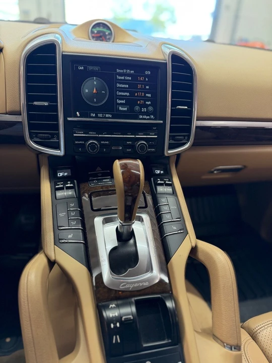 2013 Porsche 958 Cayenne - Image 6 of 11