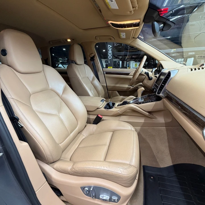 2013 Porsche 958 Cayenne - Image 6 of 25