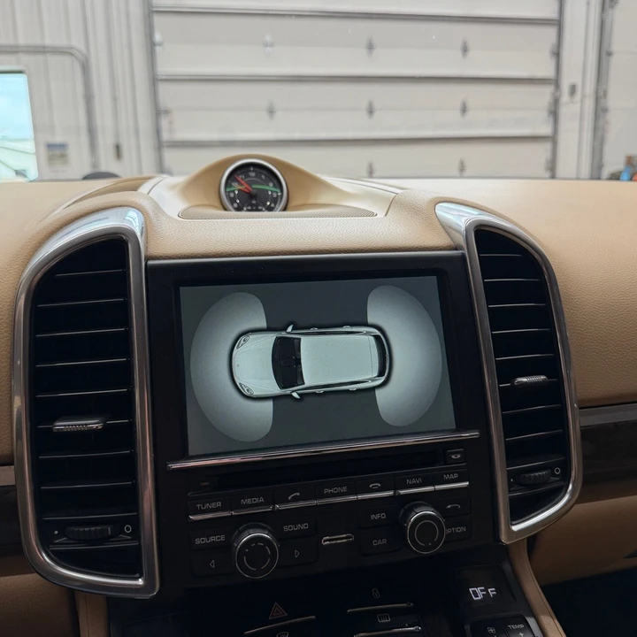2013 Porsche 958 Cayenne - Image 12 of 25