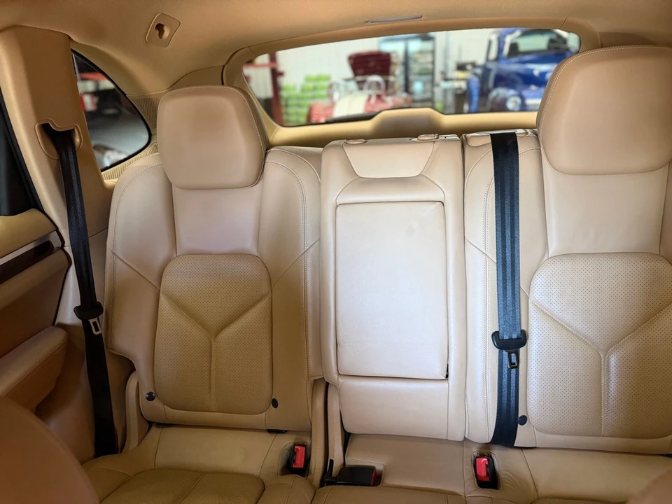2013 Porsche 958 Cayenne - Image 7 of 11