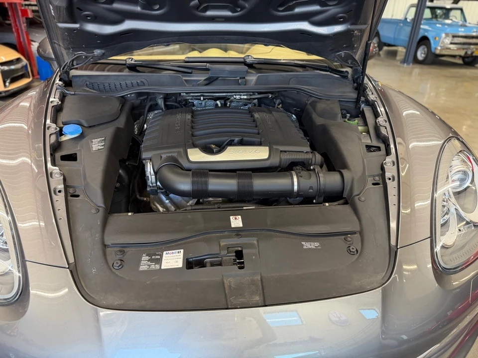 2013 Porsche 958 Cayenne - Image 8 of 11