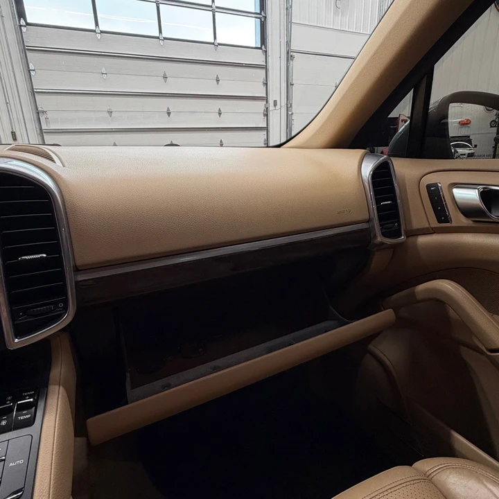 2013 Porsche 958 Cayenne - Image 18 of 25