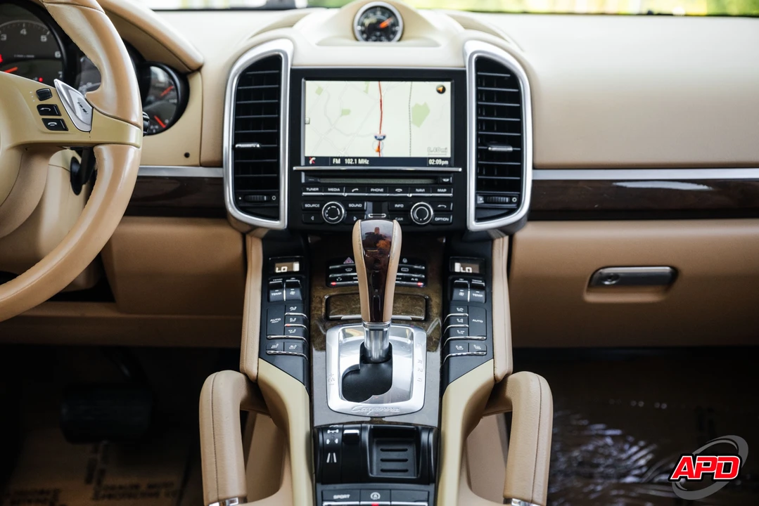2013 Porsche 958 Cayenne - Image 18 of 31