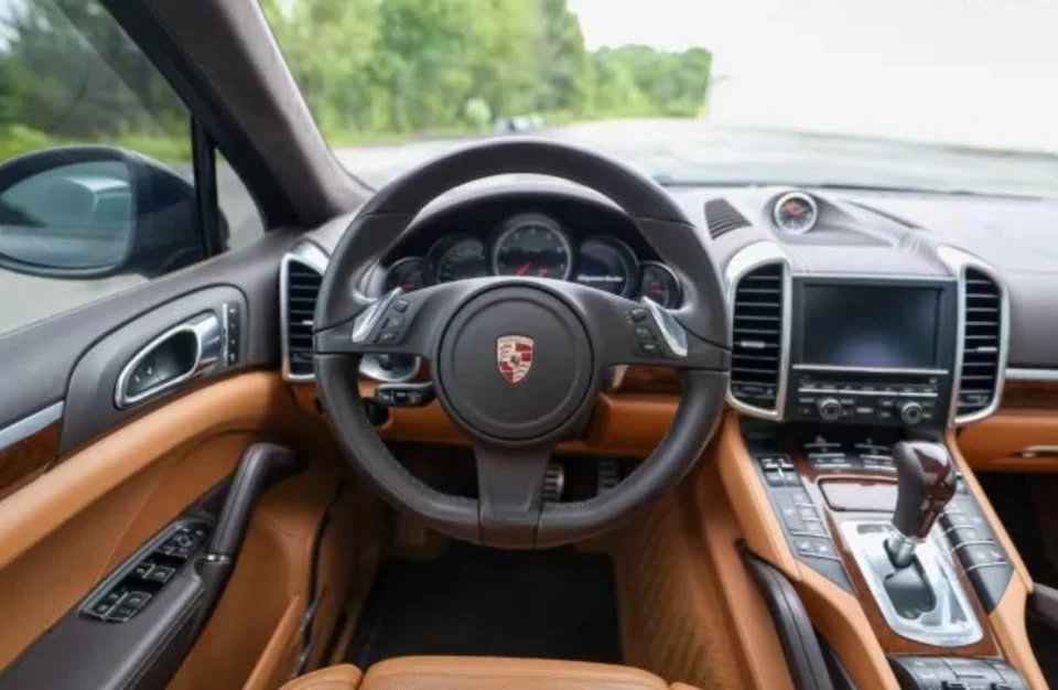 2013 Porsche 958 Cayenne Turbo - Image 3 of 9