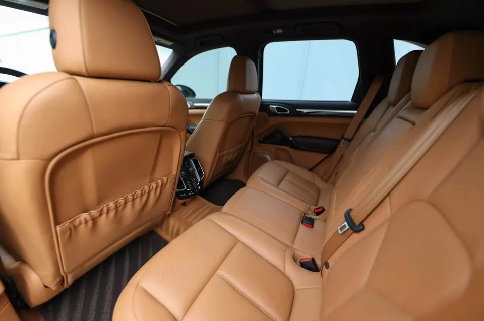 2013 Porsche 958 Cayenne Turbo - Image 4 of 10