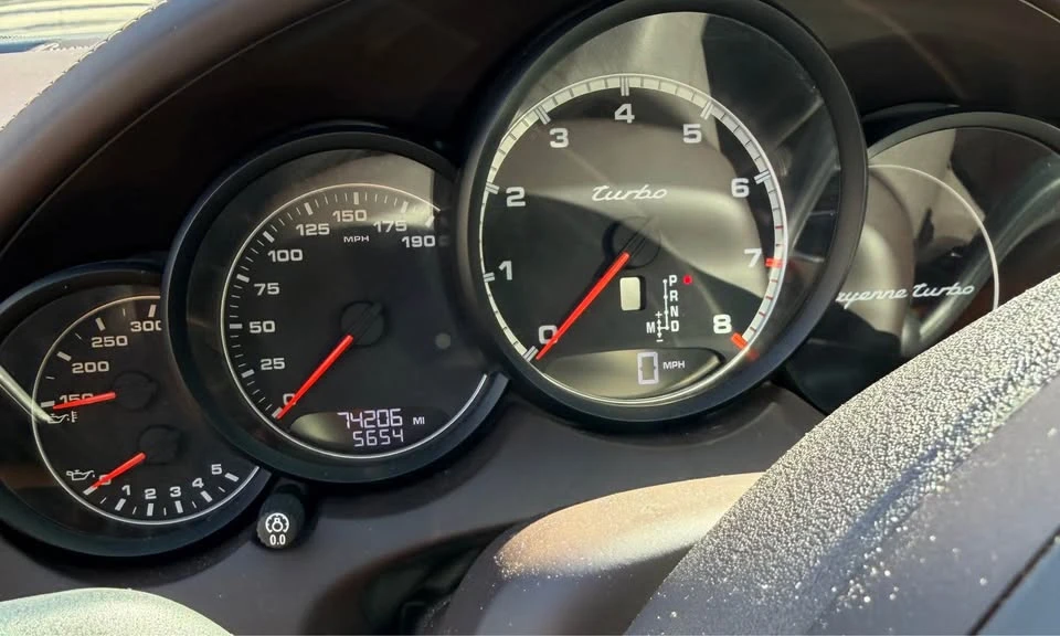 2013 Porsche 958 Cayenne Turbo - Image 9 of 10