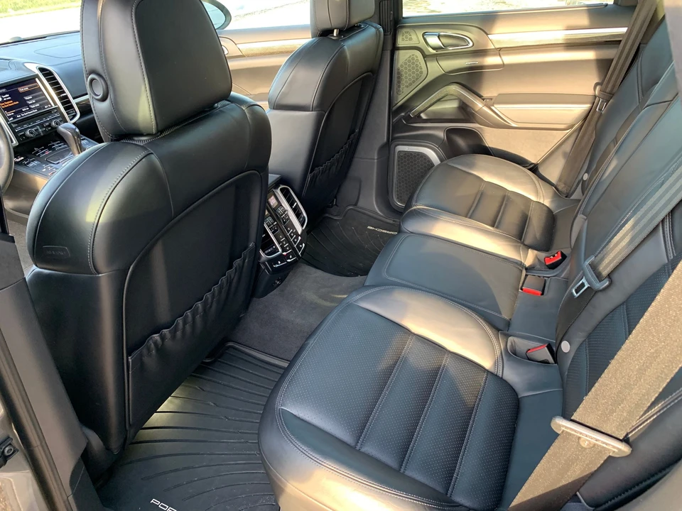 2013 Porsche 958 Cayenne Turbo - Image 8 of 10