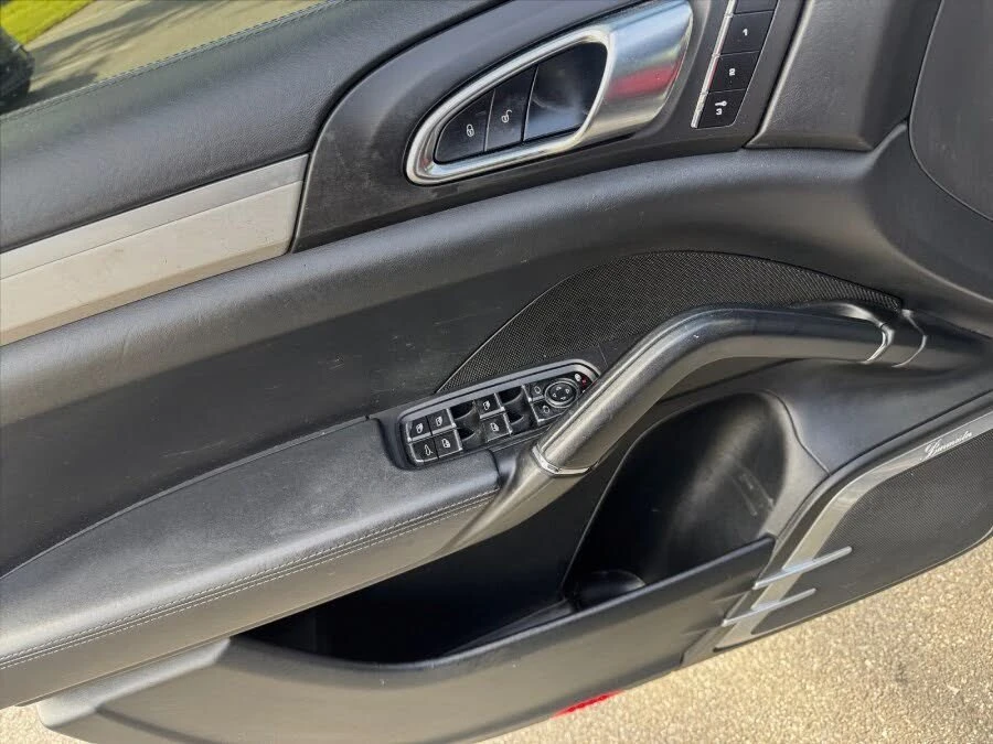 2013 Porsche 958 Cayenne Turbo - Image 10 of 20