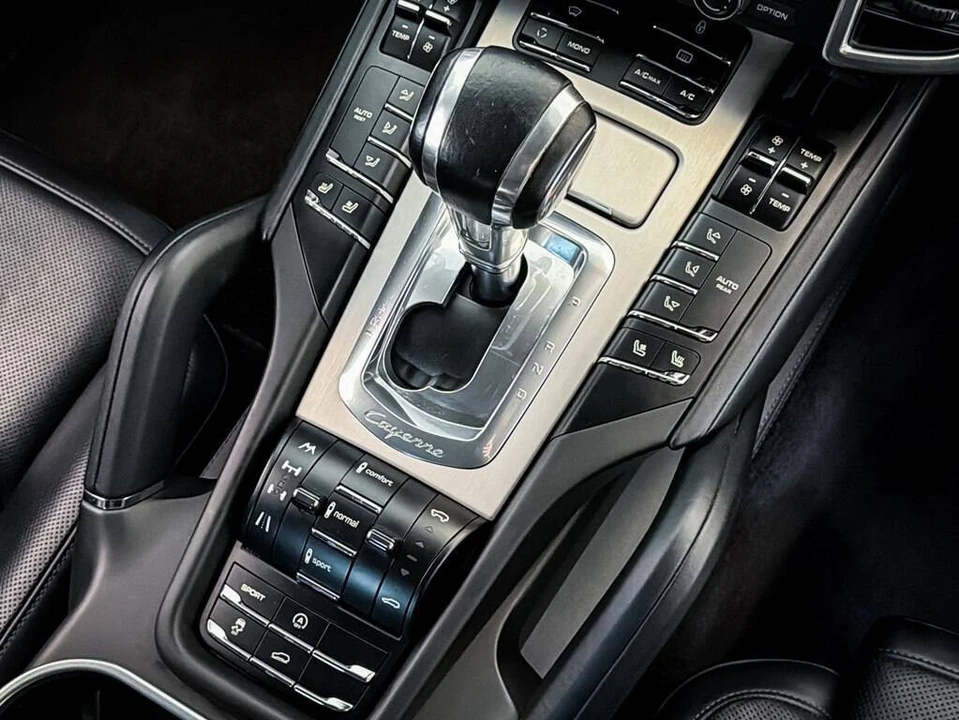 2013 Porsche 958 Cayenne Turbo - Image 30 of 31