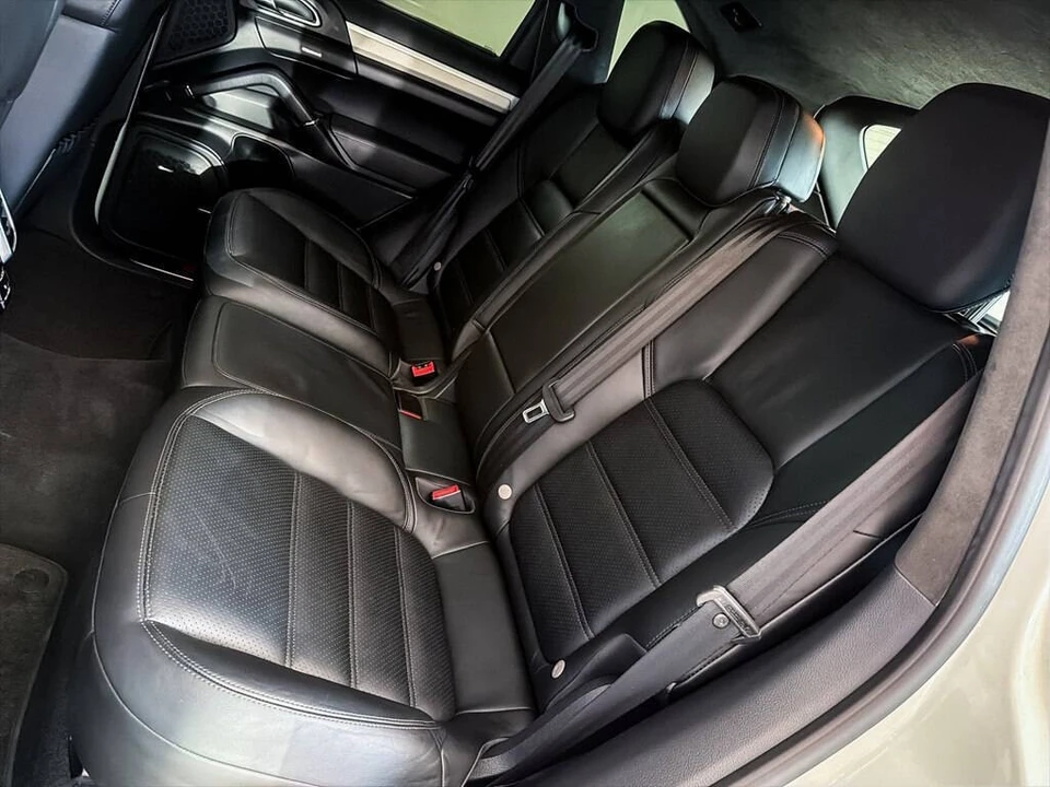 2013 Porsche 958 Cayenne Turbo - Image 22 of 31