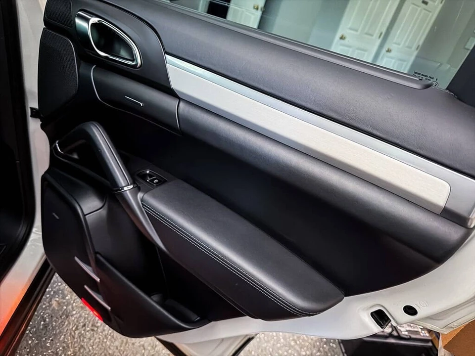 2013 Porsche 958 Cayenne Turbo - Image 24 of 31