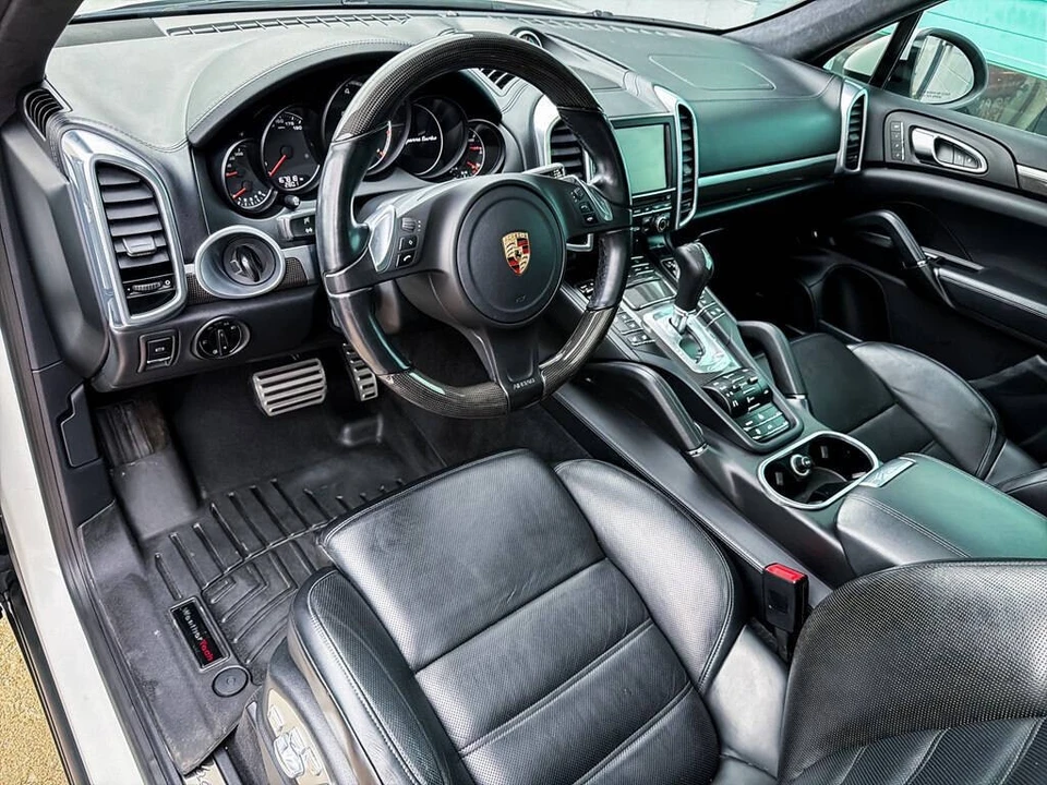 2013 Porsche 958 Cayenne Turbo - Image 16 of 21
