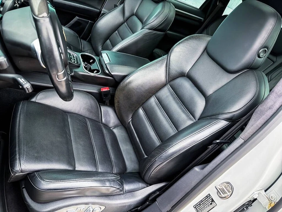 2013 Porsche 958 Cayenne Turbo - Image 18 of 21