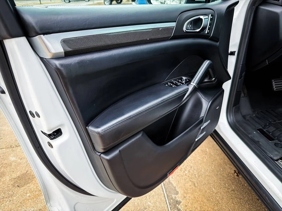 2013 Porsche 958 Cayenne Turbo - Image 17 of 21
