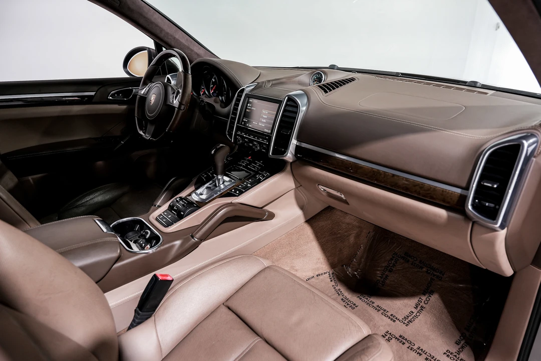 2013 Porsche 958 Cayenne Turbo - Image 29 of 31