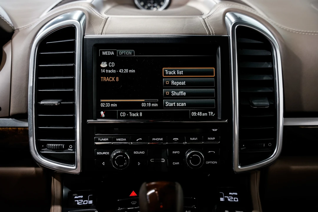 2013 Porsche 958 Cayenne Turbo - Image 14 of 31