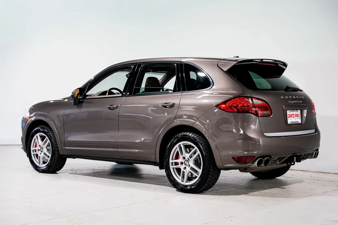 2013 Porsche 958 Cayenne Turbo - Image 8 of 31