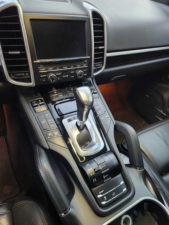 2013 Porsche 958 Cayenne Diesel - Image 7 of 10