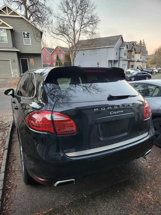 2013 Porsche 958 Cayenne Diesel - Image 2 of 10