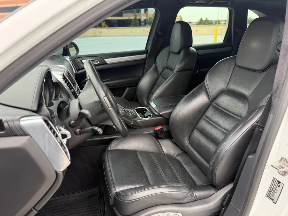 2013 Porsche 958 Cayenne Turbo - Image 6 of 14