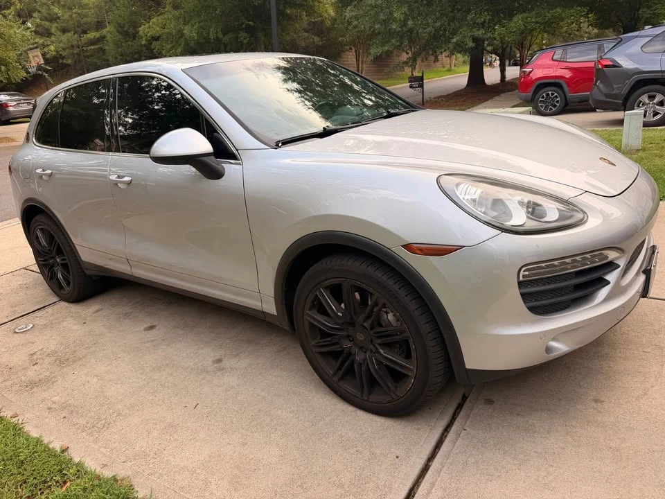 2013 Porsche 958 Cayenne Turbo S - Image 2 of 14