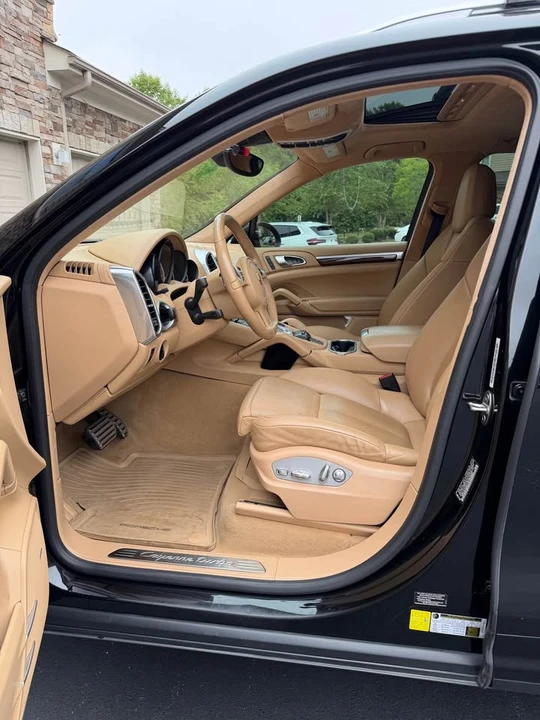 2013 Porsche 958 Cayenne Turbo - Image 10 of 21