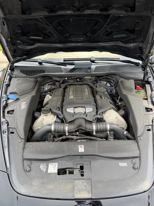 2013 Porsche 958 Cayenne Turbo - Image 9 of 21