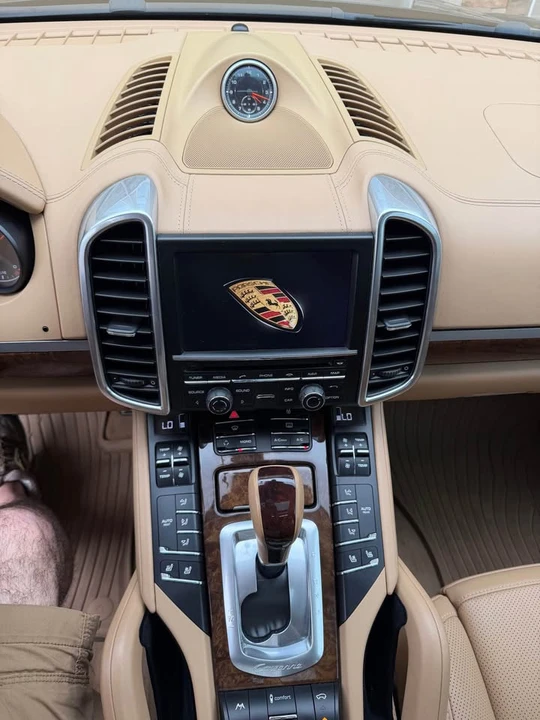 2013 Porsche 958 Cayenne Turbo - Image 11 of 21