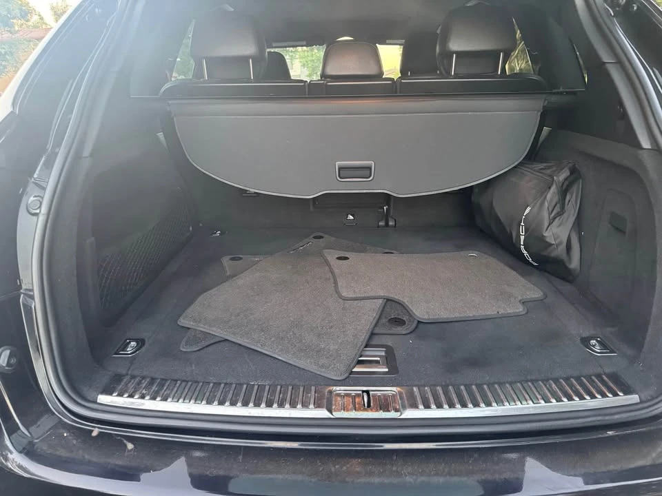 2013 Porsche 958 Cayenne Turbo - Image 10 of 12