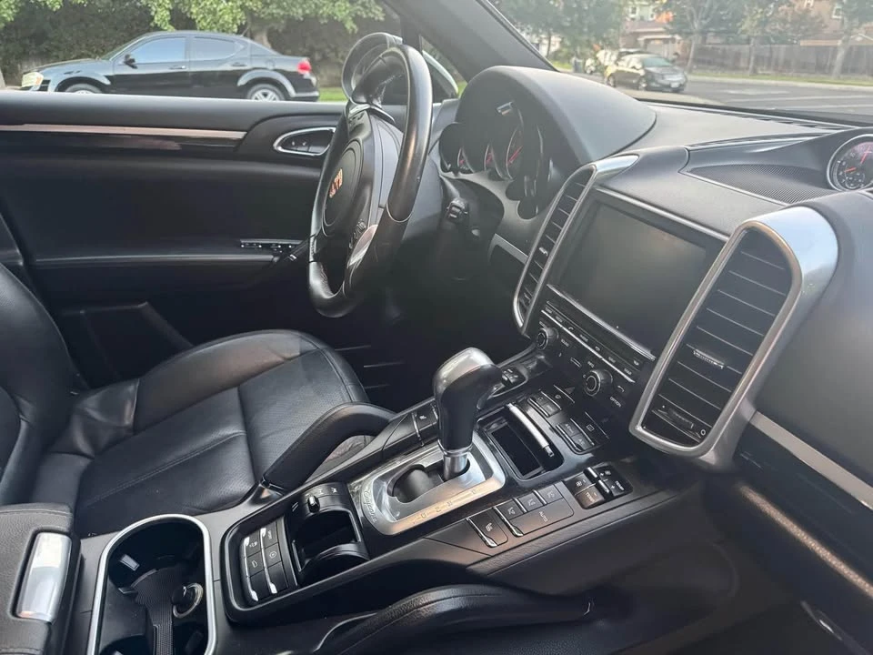 2013 Porsche 958 Cayenne Turbo - Image 9 of 12
