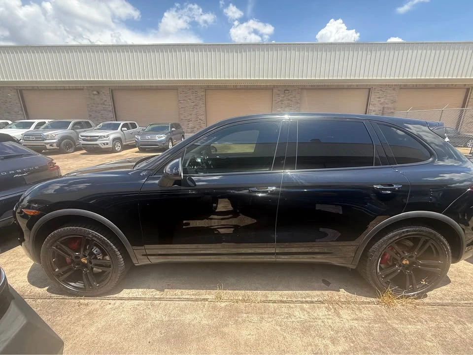 2013 Porsche 958 Cayenne Turbo - Image 2 of 16