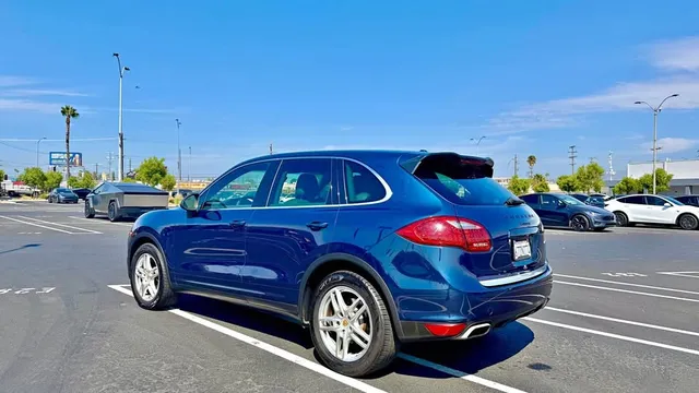 2013 Porsche Cayenne Turbo Sport Utility 4D