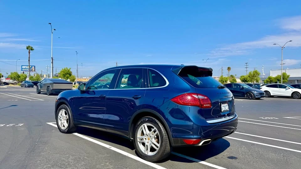 2013 Porsche 958 Cayenne Turbo - Image 7 of 17