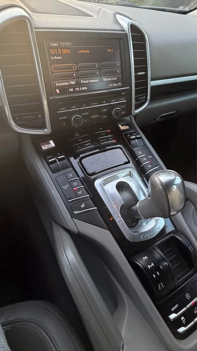 2013 Porsche 958 Cayenne Turbo - Image 14 of 16