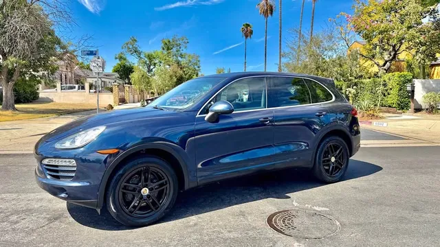 2013 Porsche Cayenne Turbo Sport Utility 4D
