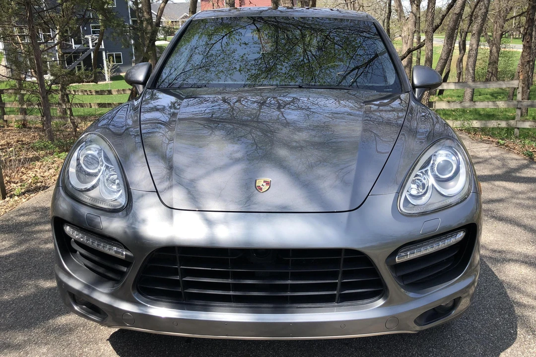 2013 Porsche 958 Cayenne Turbo - Image 2 of 11