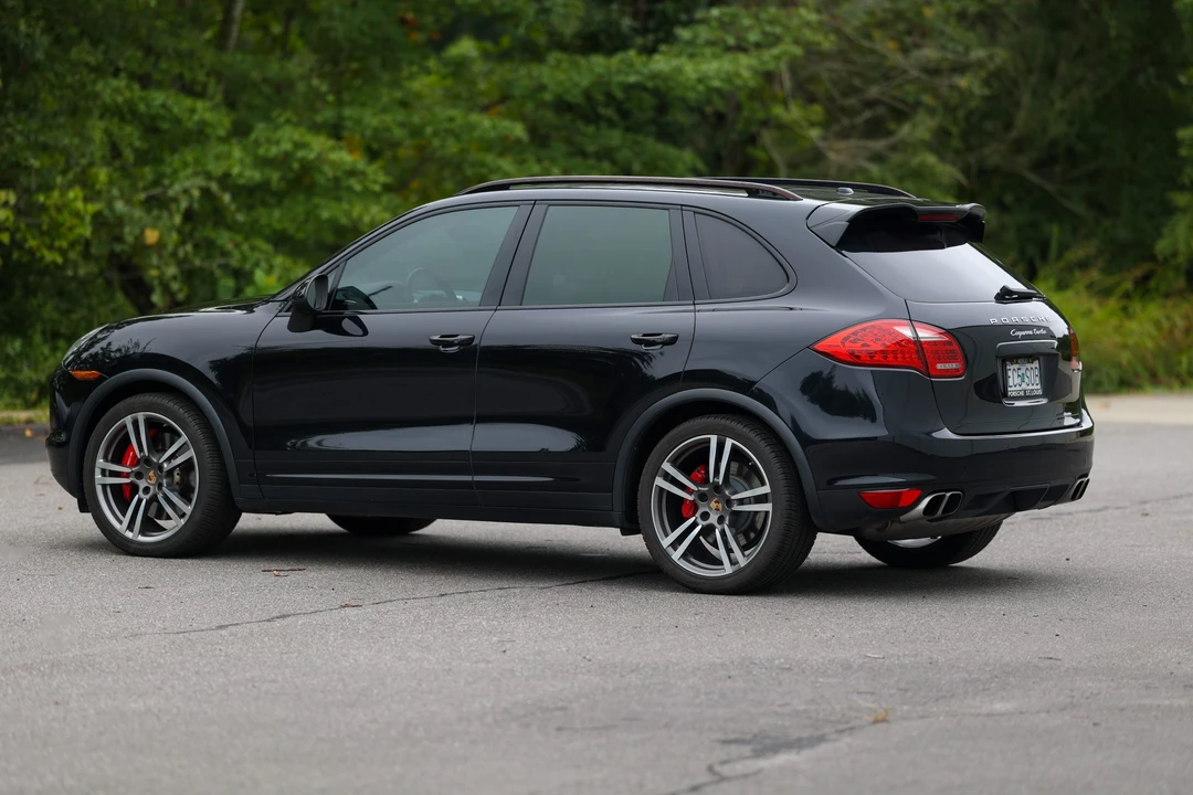 2013 Porsche 958 Cayenne Turbo - Image 8 of 31
