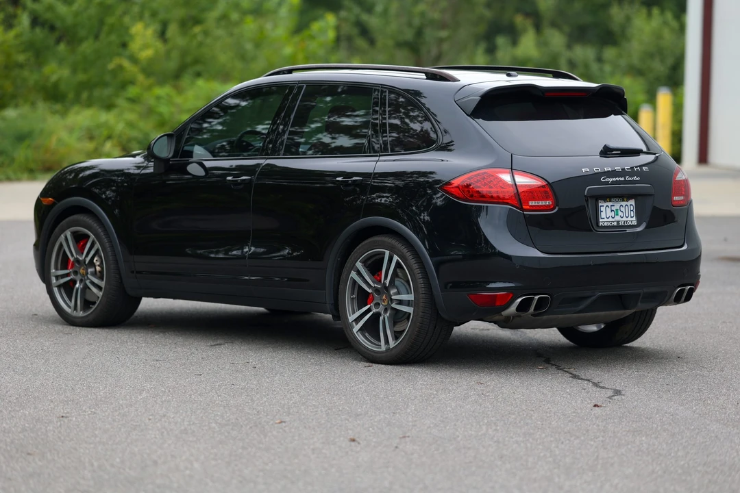 2013 Porsche 958 Cayenne Turbo - Image 9 of 31