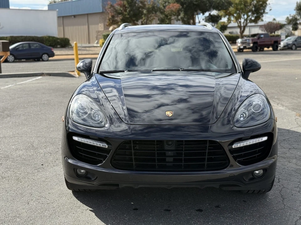 2013 Porsche 958 Cayenne Turbo - Image 3 of 31