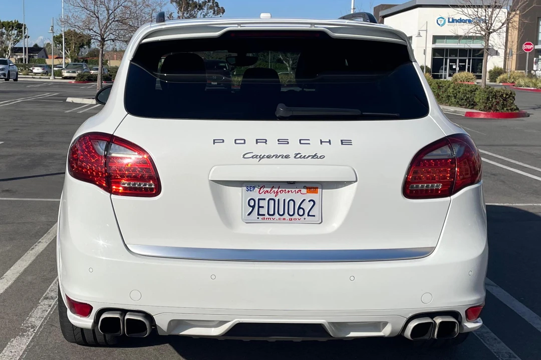 2013 Porsche 958 Cayenne Turbo - Image 5 of 8