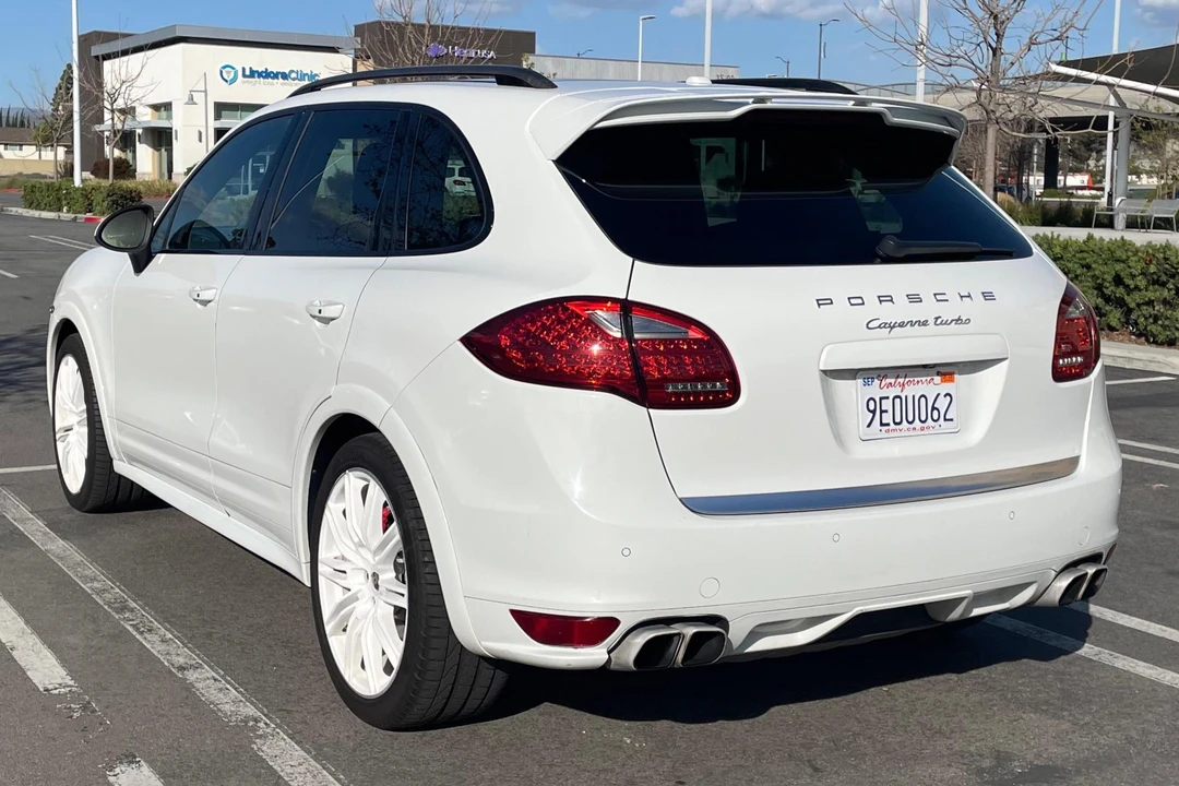 2013 Porsche 958 Cayenne Turbo - Image 4 of 8