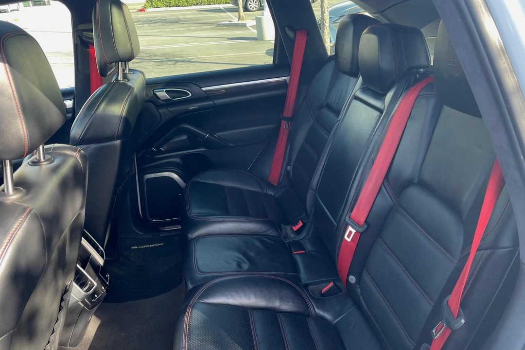 2013 Porsche 958 Cayenne Turbo - Image 8 of 8