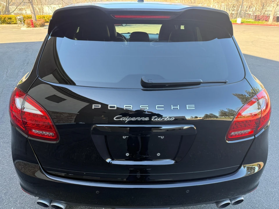 2013 Porsche 958 Cayenne Turbo - Image 25 of 31