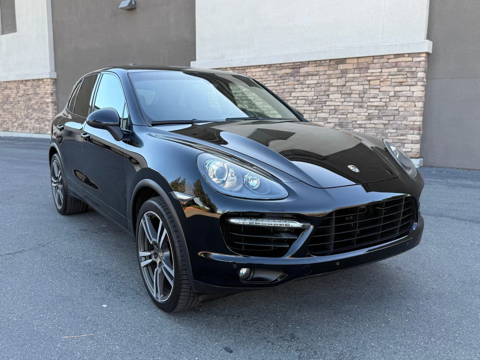 2013 Porsche 958 Cayenne Turbo - Image 9 of 31