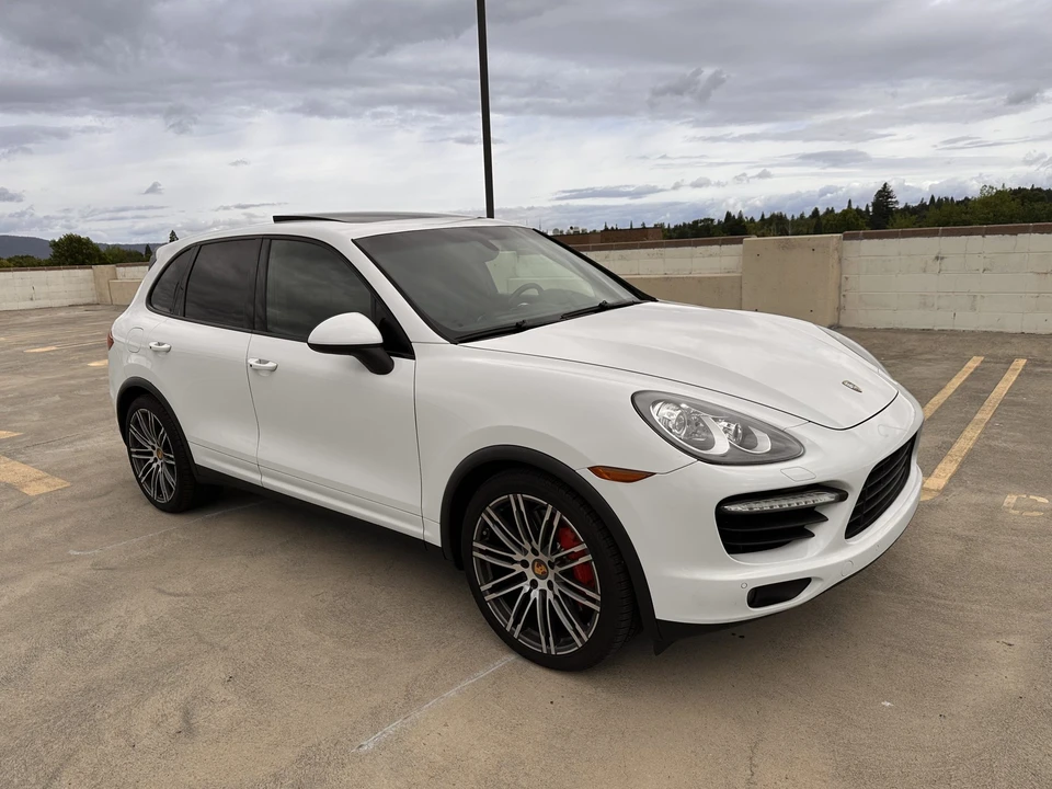 2013 Porsche 958 Cayenne Turbo - Image 30 of 31