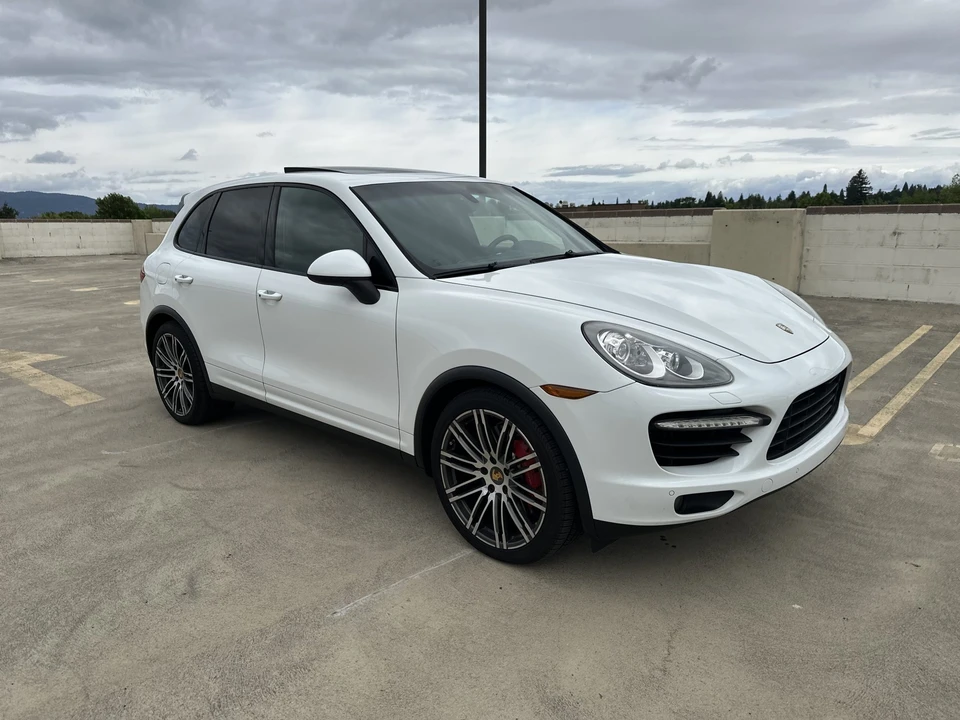 2013 Porsche 958 Cayenne Turbo - Image 26 of 31