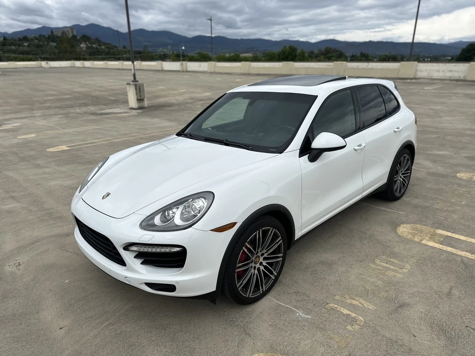 2013 Porsche 958 Cayenne Turbo - Image 7 of 31